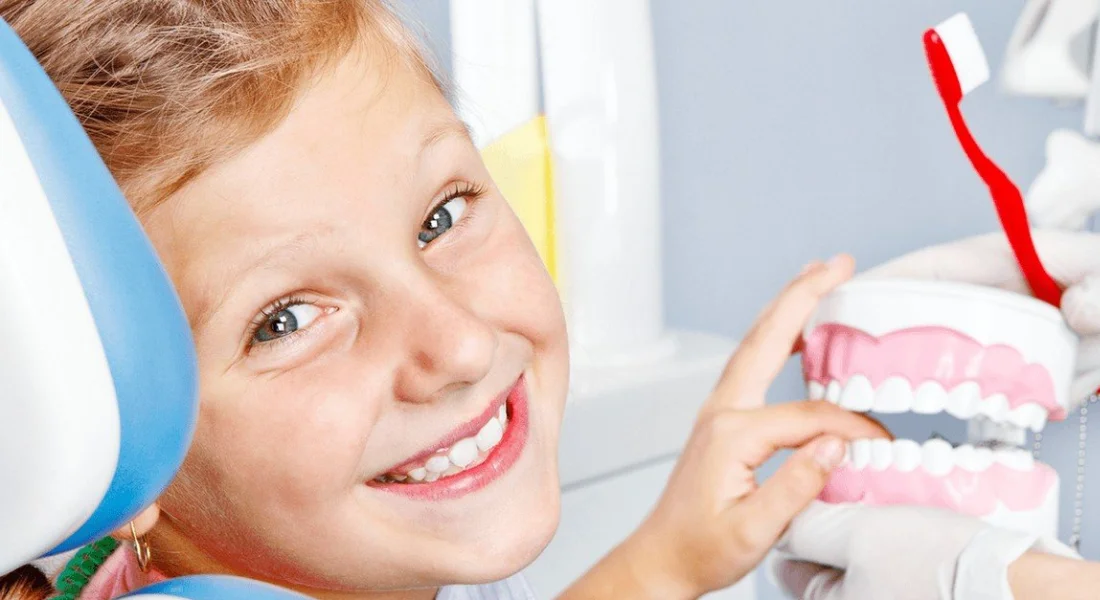 На что обратить внимание при лечении зубов в детской стоматологии?