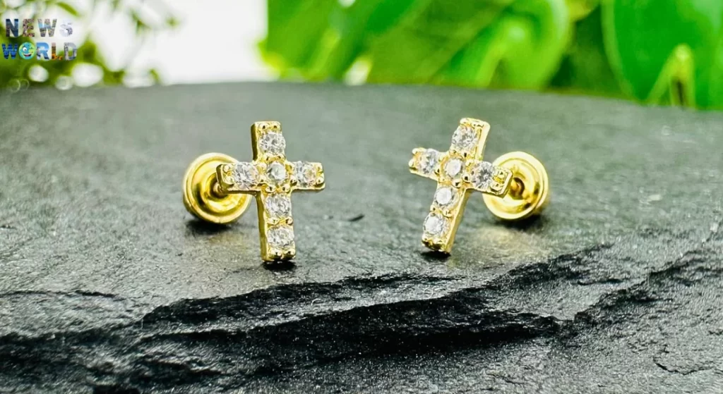 Яку ювелірну прикрасу можна подарувати на хрестини